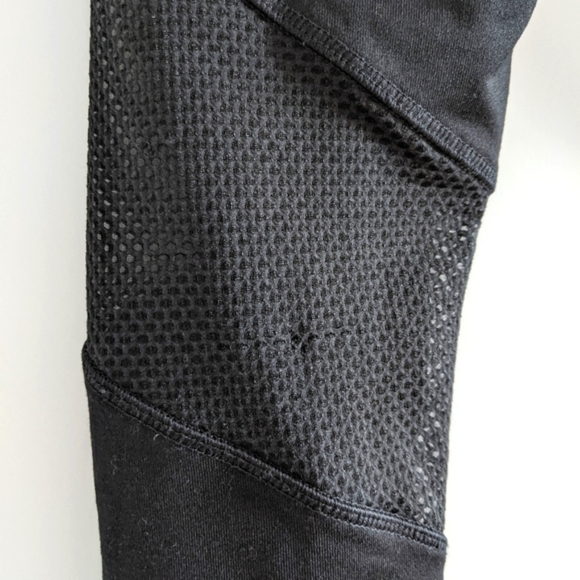 Pink Victoria's Secret ultimate leggings - Picture 12 of 12